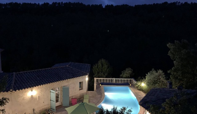 Charming Provencal villa with private pool, in the heart of Provence Verte