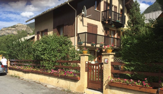 Chez Madeleine - Large T1 Mountain view