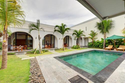 Close to Beach Paddy View 6BR Villa with Billiard