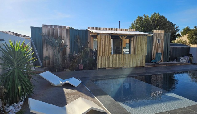 Container studio