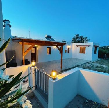 Country House, Lagoudi Village