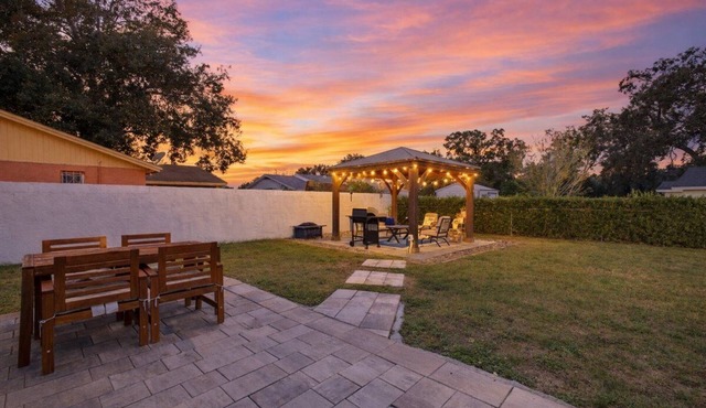 Cozy Tampa Getaway Near Hard Rock & Busch Gardens