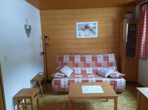 Deux-pièces confortable proche ski avec balcon et parking - FR-1-692-33