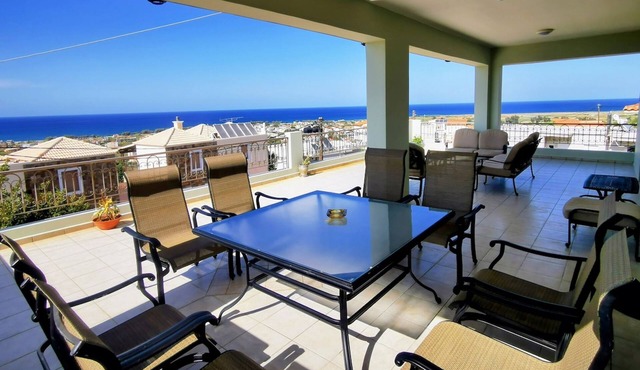 Douranakis house · Seaview Apartment