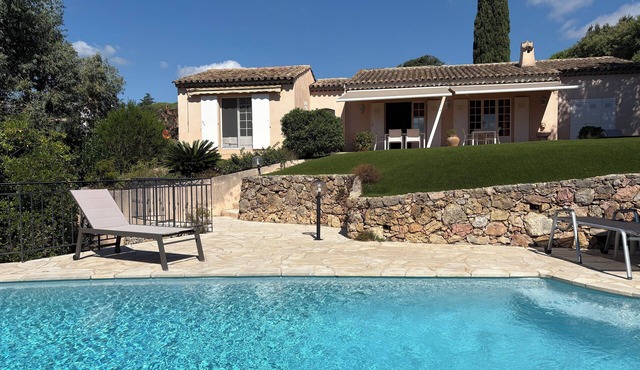 Dream villa with sea view and private pool in the gulf of Saint-Tropez