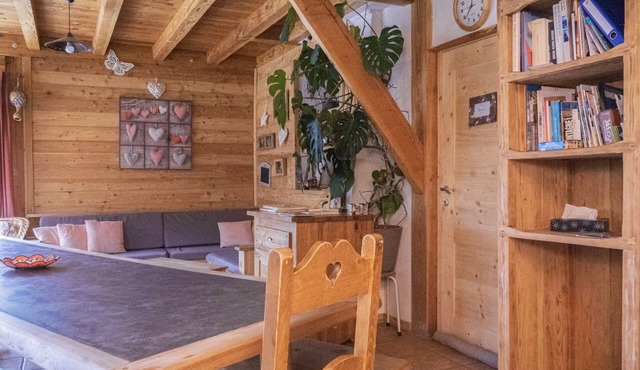 Ecological house 5 minutes from Briancon, 15 people, 2 ears, comfort, SPA