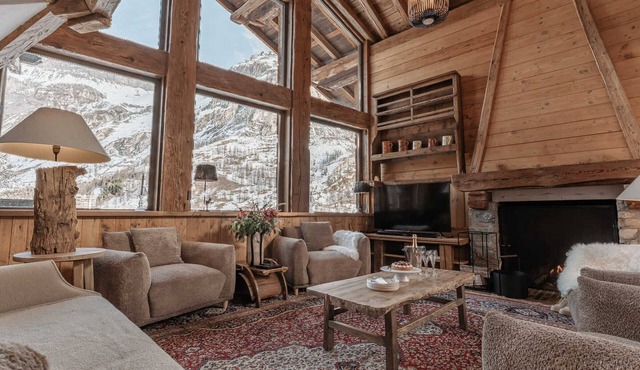 Elegant Chalet in Val-d'Isère