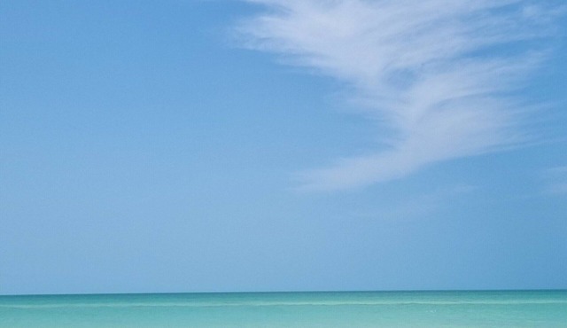 Experience Pure Relaxation: Secure, Silent Caribbean Apartment with Island Charm
