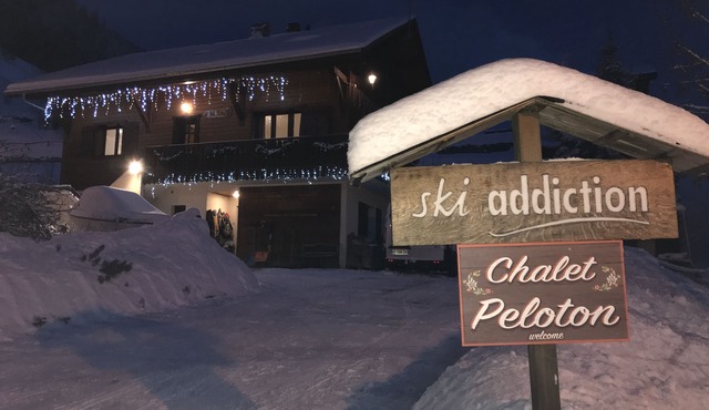 Fabulous alpine chalet with jacuzzi, sauna and terrace.