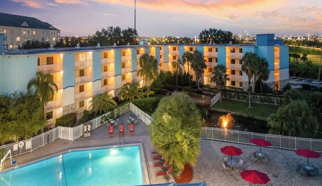 Family Room 2 Queens Near Universal Studios - Free Breakfast Included