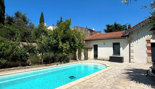 Family villa with a private pool, 10 minutes from downtown and 30 minutes from the beaches