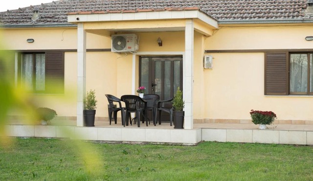 Garden Paradise in Megalochori Trikala