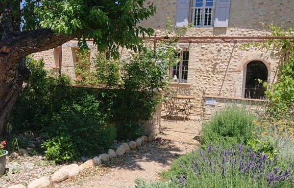 Gite Amandier, Ferme Bel Air, Riez