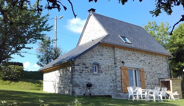 Gîte in the Heart of the Countryside with Private Garden