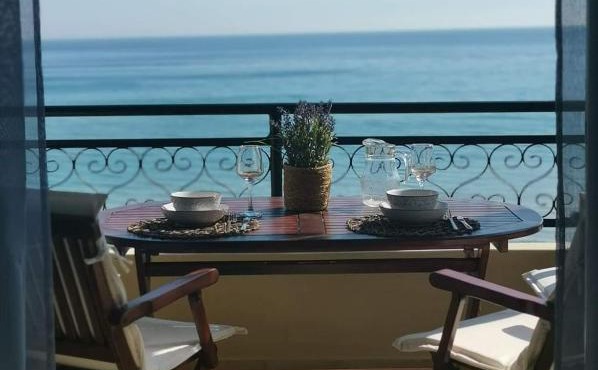Glyfada New Era Home 31 Menigos Resort Apartments
