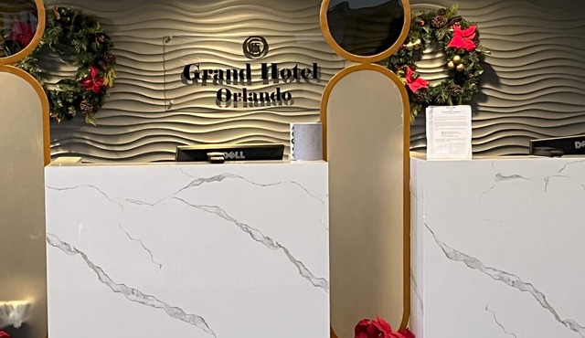 Grand Hotel Orlando at Universal Blvd - Shuttle to Theme Parks