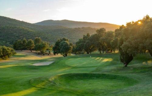 Green Escape Roquebrune ,Maison au cœur du golf 18 trous