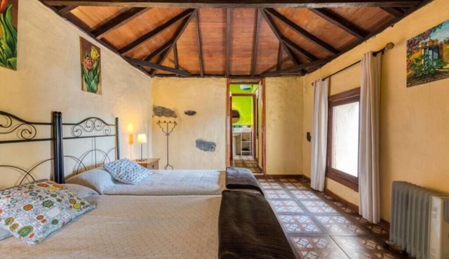 Hacienda El Jardín de las Hespérides Drago. Hacienda Rural en Medio del Bosque