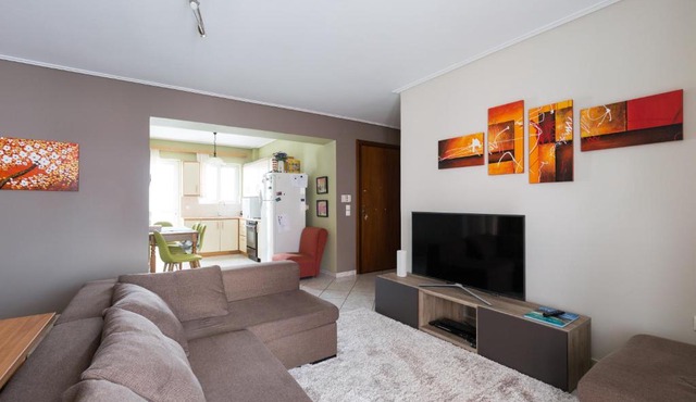 Holargos Metro Rooms