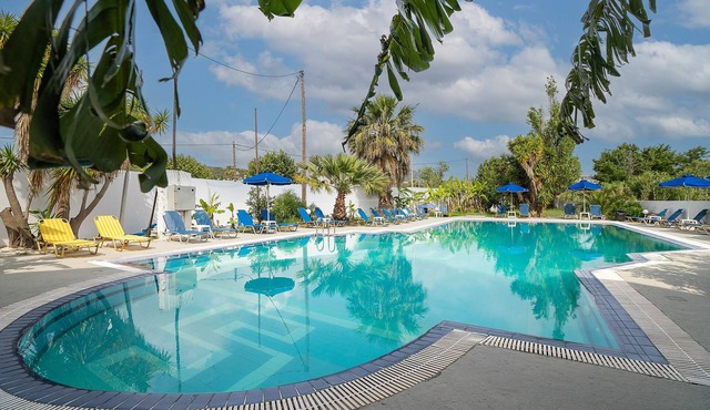 Holiday Apartment "Sotirakis Standard Room 2" with Mountain View, Shared Pool & Wi-Fi