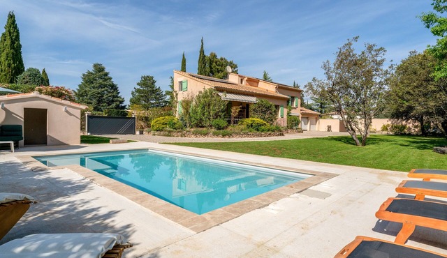 Holiday Home “Gîte des Athos Au Pied Du Ventoux” with Private Pool, Wi-Fi & AC