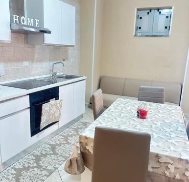 Home Annette Scafati-Pompei