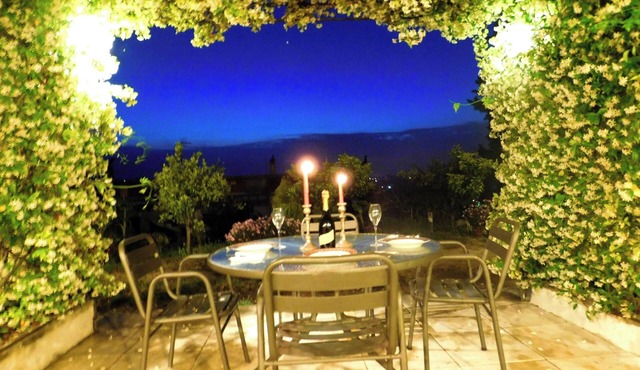 Homerez - Charming House in Corfu with Lake View