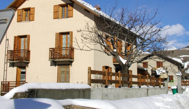 Homerez - House 1 km away from the slopes for 20 ppl. at Villar-Saint-Pancrace