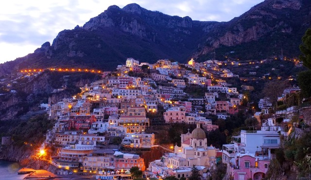 Homerez - House 1 km away from the beach for 10 ppl. with sea view at Salerno