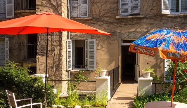 Homerez - Studio in Néris-les-Bains