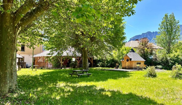 Hotel de la gare des Ecrins