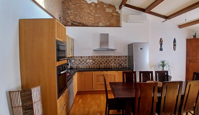 House 10 persons
