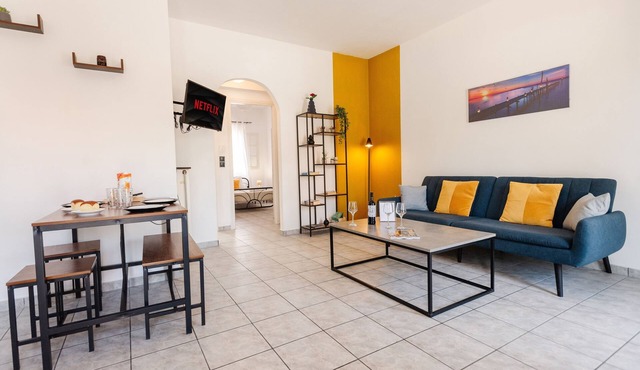 Icarus Apartment by Ionian Luxury
