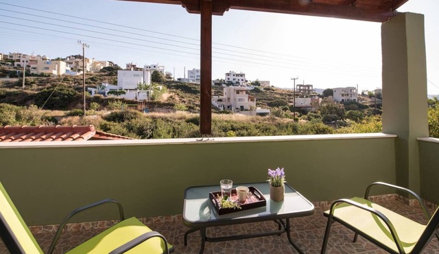 Ioanna's Residence in Agia Pelagia for 7 guests