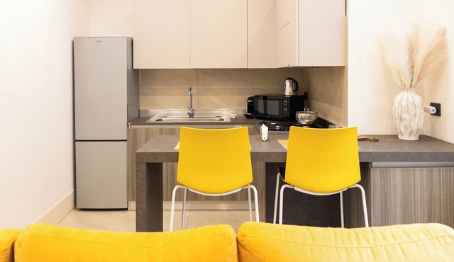Iris Modern Loft I Russo Hospitality