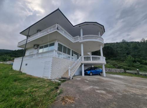 Kalanar villa