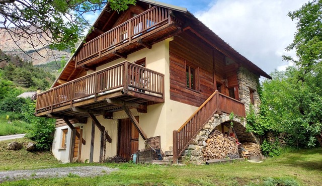 KELLER CHALET TO VIGNEAUX