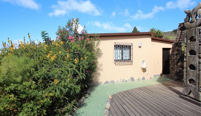 Kleines Ferienhaus mit Terrasse für zwei Personen by Interhome