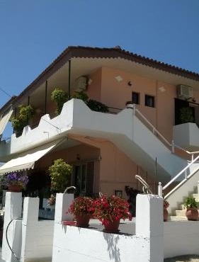 Kostas Christos Rooms
