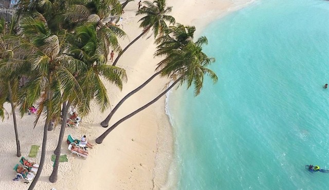 Kuredhi Beach Inn