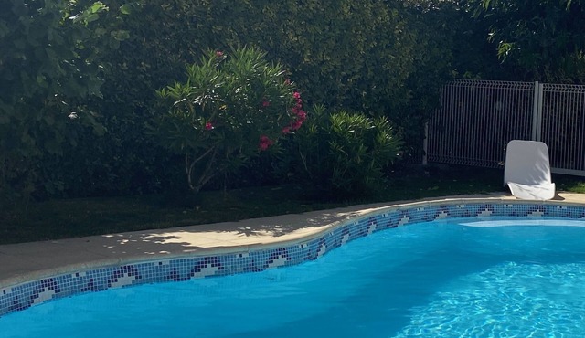 La Villa des Sourires SWIMMING POOL/SPA/SAUNA/CLIM