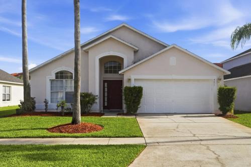 Lake Berkley 5 bedroom 3 bath villa near Disneyland