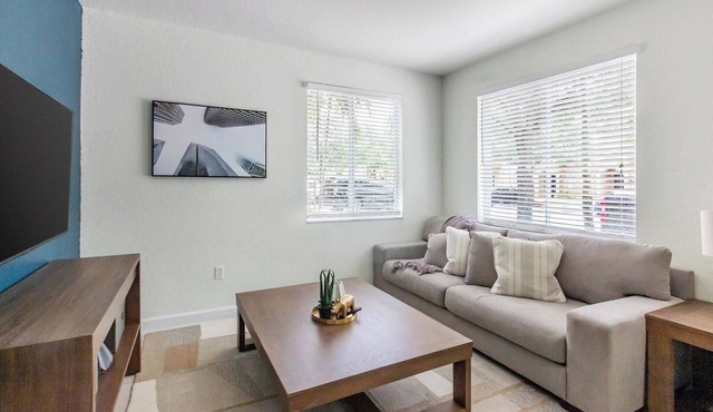 Landing | Amazing 3BD, Pool