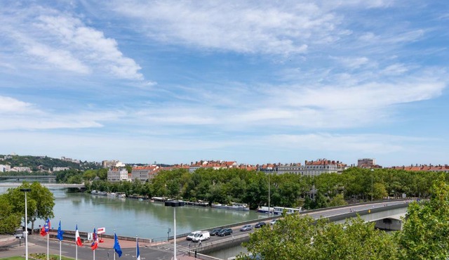 Le Central RHÔNE Vue exceptionnelle 2 Personnes
