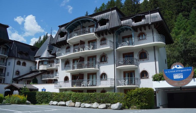 Le Cristal Lognan 8 Mountain View & Free WiFi - Happy Rentals
