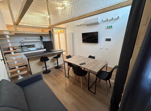 Loft bridge
