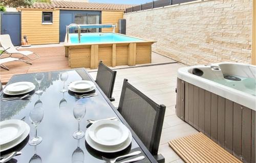 Lovely Home In Jonquerettes