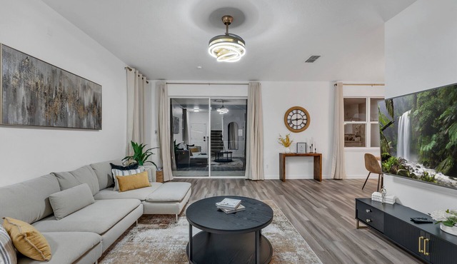 Luxurious house near Disney and all the amusement parks