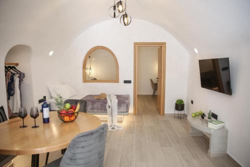 Luxury Canava