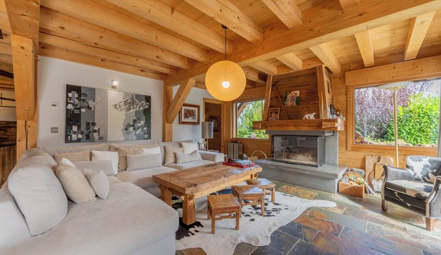 Luxury Chalet Pool & Jacuzzi near Megeve, Cordon, France